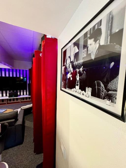 Experience Cinema Immersif Dans Appartement Renove Pres De Montmartre Paris Eksteriør billede